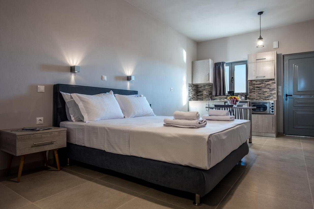Asteri Apartments Und Studios Макригиалос Экстерьер фото
